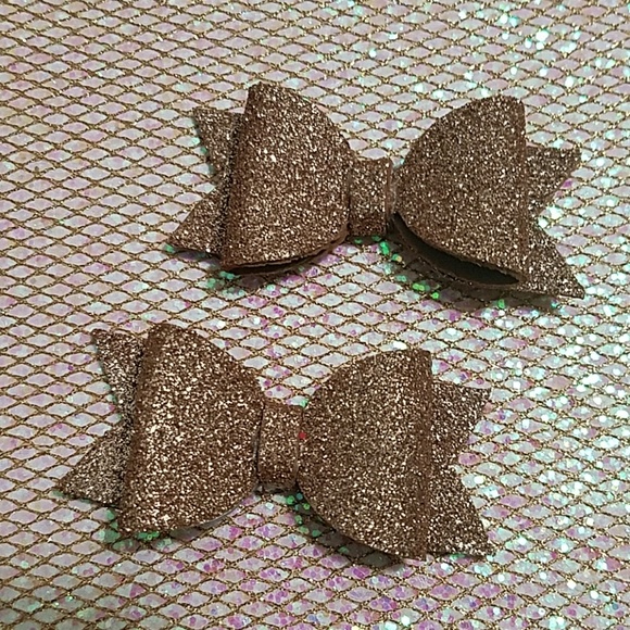 Custom bows - Picture 2 of 3